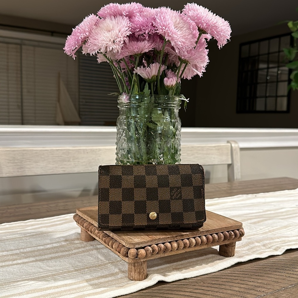 Louis Vuitton damier ebene porte monnaie wallet